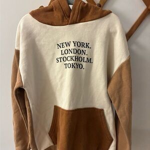 H&M Boys Two Tone Brown Sweatshirt Size 6 7